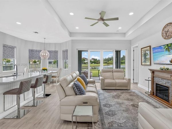 15672 Goldfinch Cir, Westlake, FL 33470