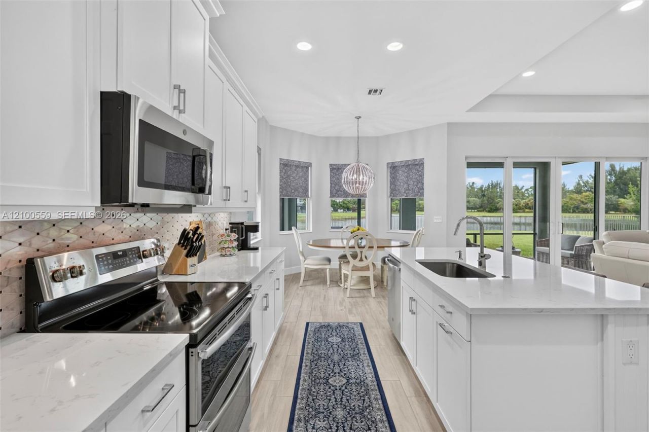 15672 Goldfinch Cir, Westlake, FL 33470 Photo