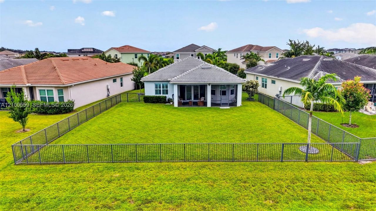 15672 Goldfinch Cir, Westlake, FL 33470 Photo
