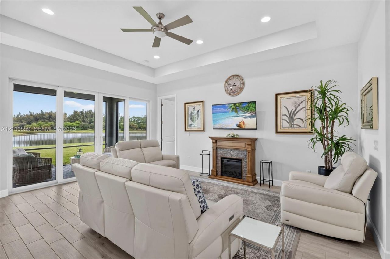 15672 Goldfinch Cir, Westlake, FL 33470 Photo
