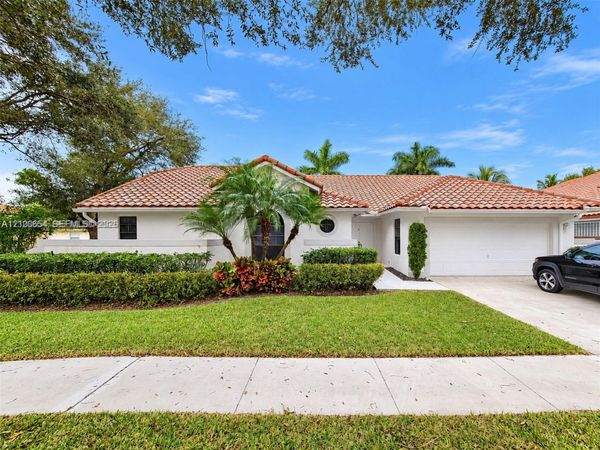 1853 NW 109th Ave , Plantation, FL 33322