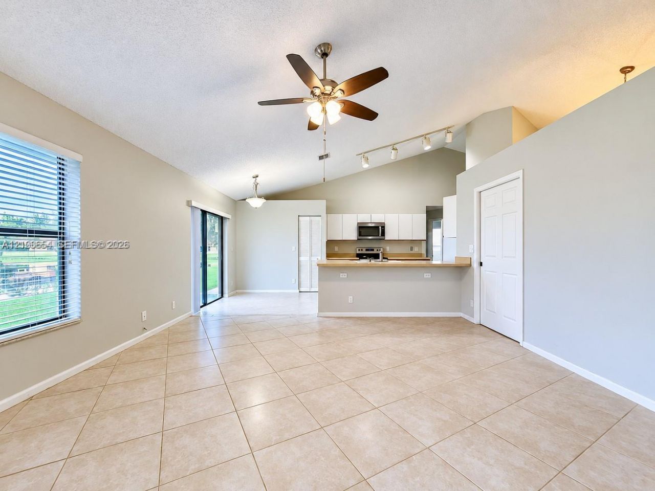 1853 NW 109th Ave , Plantation, FL 33322 Photo
