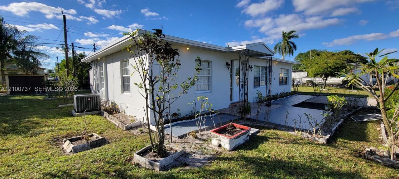1825 Fern Rd , Fort Lauderdale, FL 33317 Photo