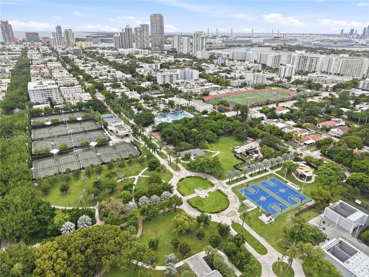 1542 Drexel Ave, Unit 301, Miami Beach, FL 33139 Photo
