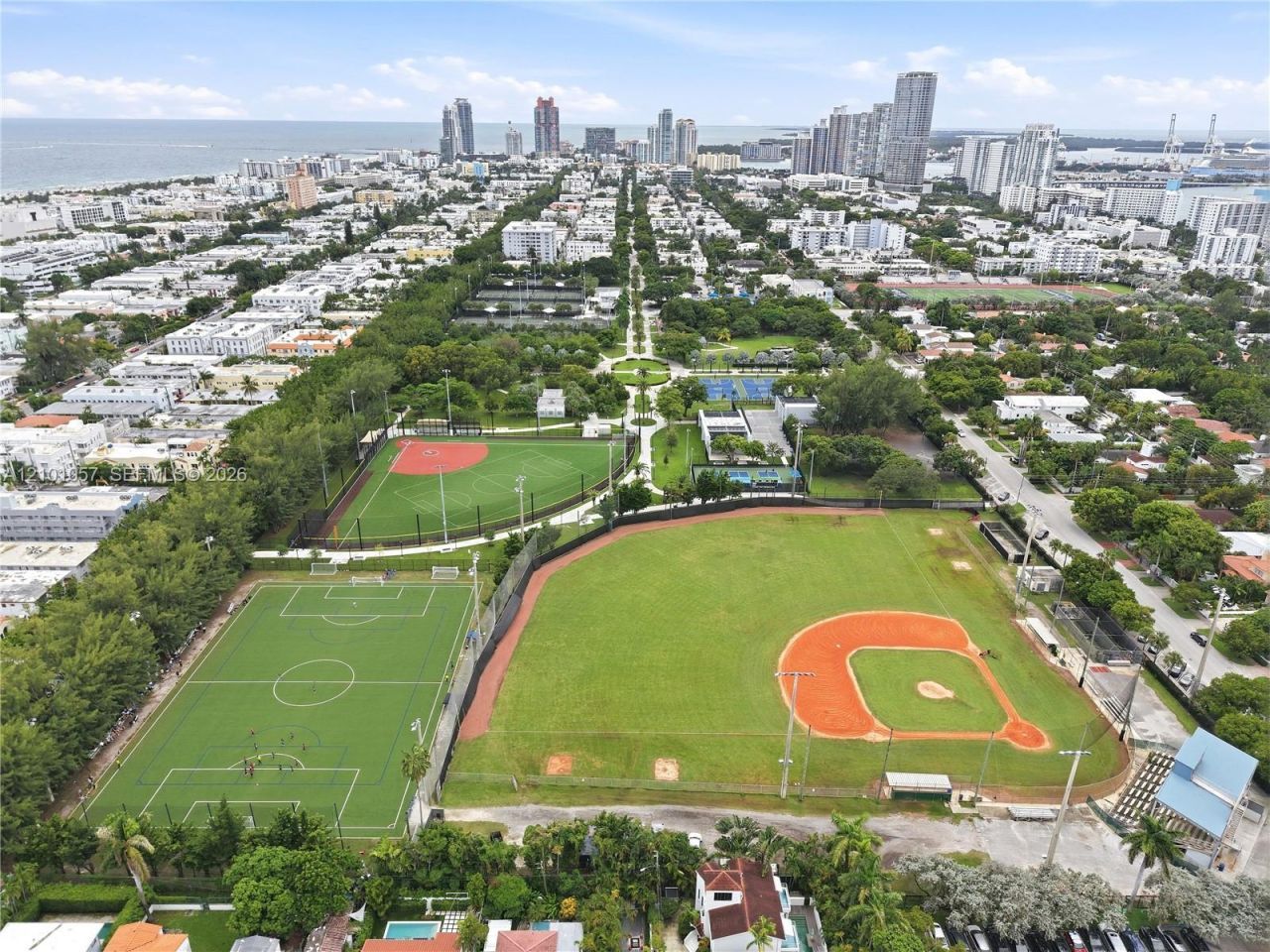 1542 Drexel Ave, Unit 301, Miami Beach, FL 33139 Photo