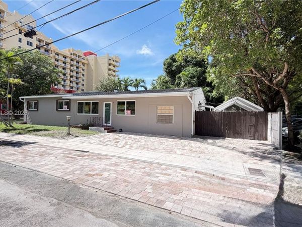 150 SW 41st Ave , Miami, FL 33134