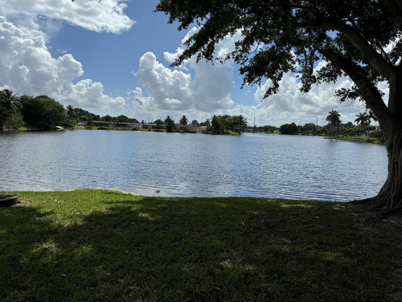 2151 NW 96th Terrace, Unit 15J, Pembroke Pines, FL 33024 Photo