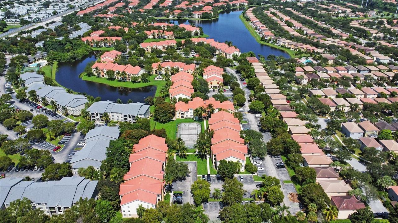 4280 San Marino Boulevard, Unit 107, West Palm Beach, FL 33409 Photo