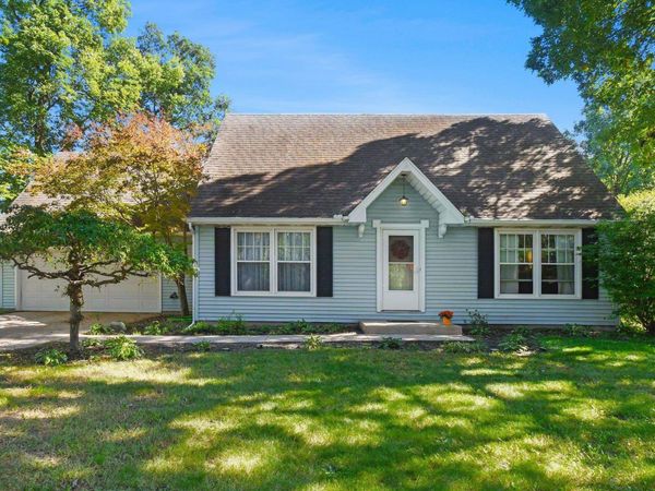 57058 Pine Road, South Bend, IN 46619