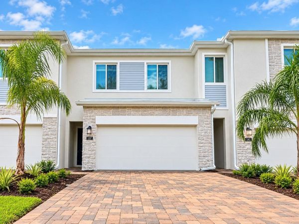 137 NINE IRON DRIVE , DAVENPORT, FL 33896