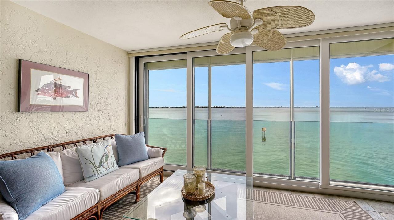 99 Sunset Drive, Unit 401, Sarasota, FL 34236 Photo