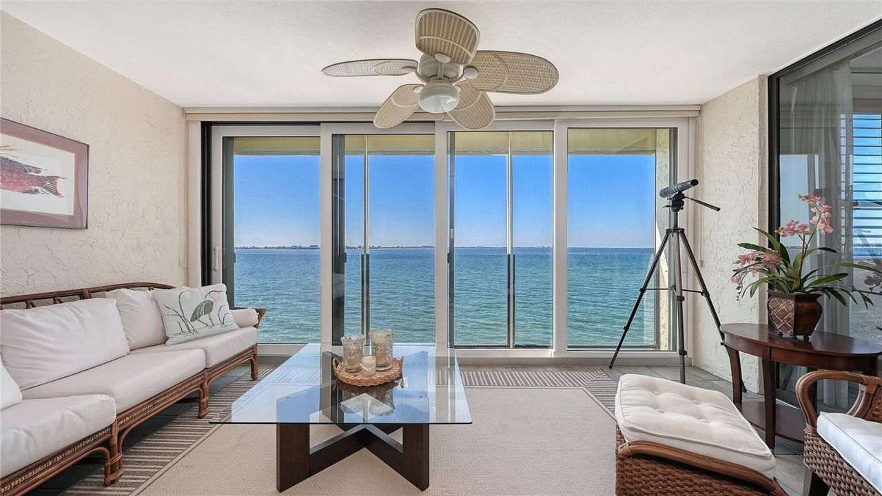 99 Sunset Drive, Unit 401, Sarasota, FL 34236 Photo