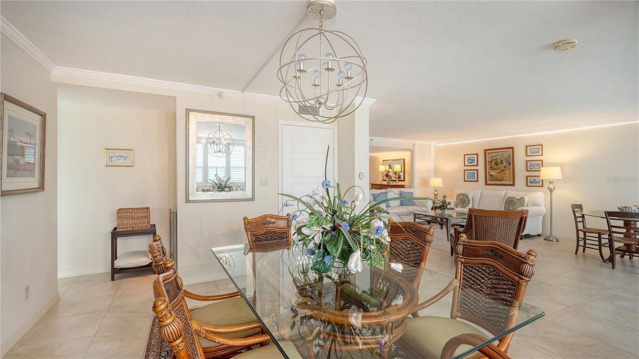 99 Sunset Drive, Unit 401, Sarasota, FL 34236 Photo