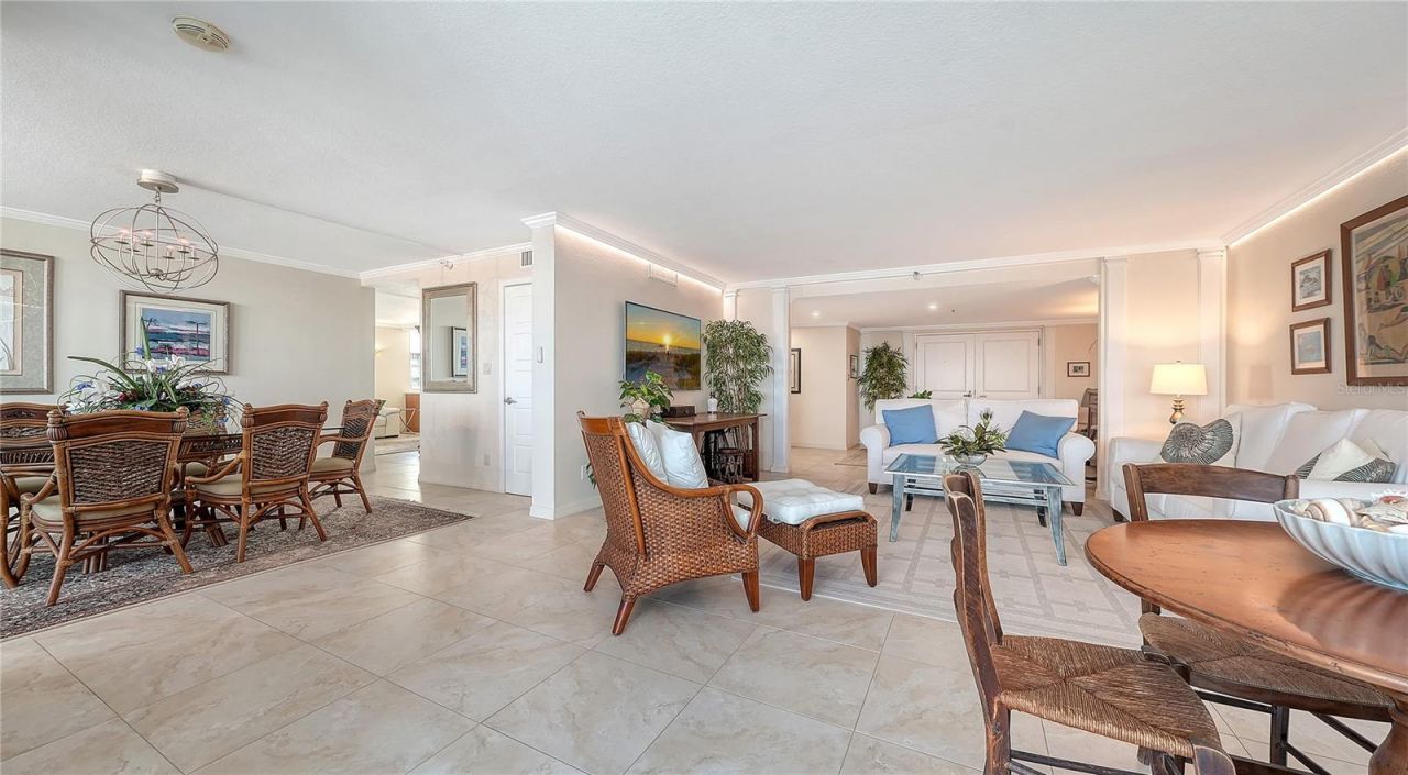 99 Sunset Drive, Unit 401, Sarasota, FL 34236 Photo