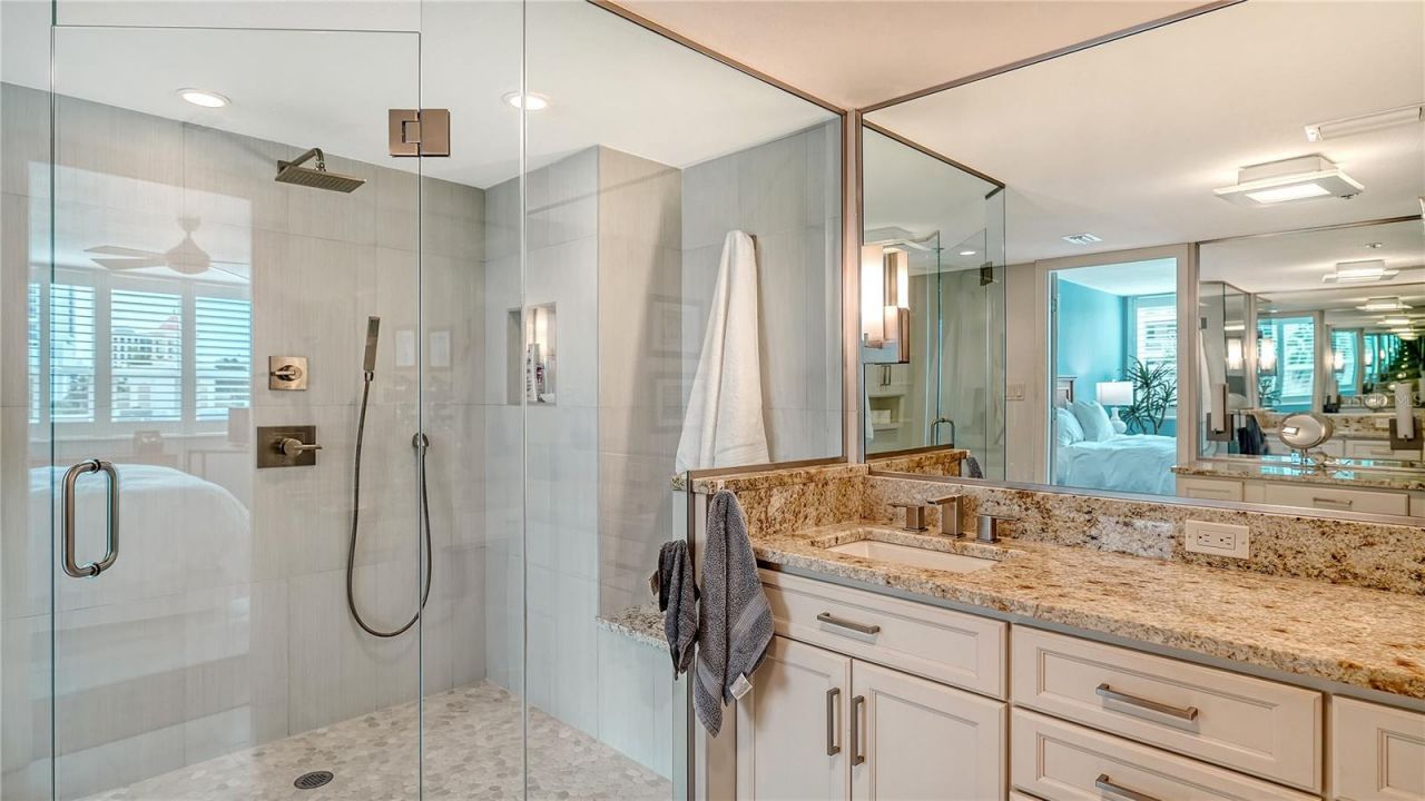 99 Sunset Drive, Unit 401, Sarasota, FL 34236 Photo