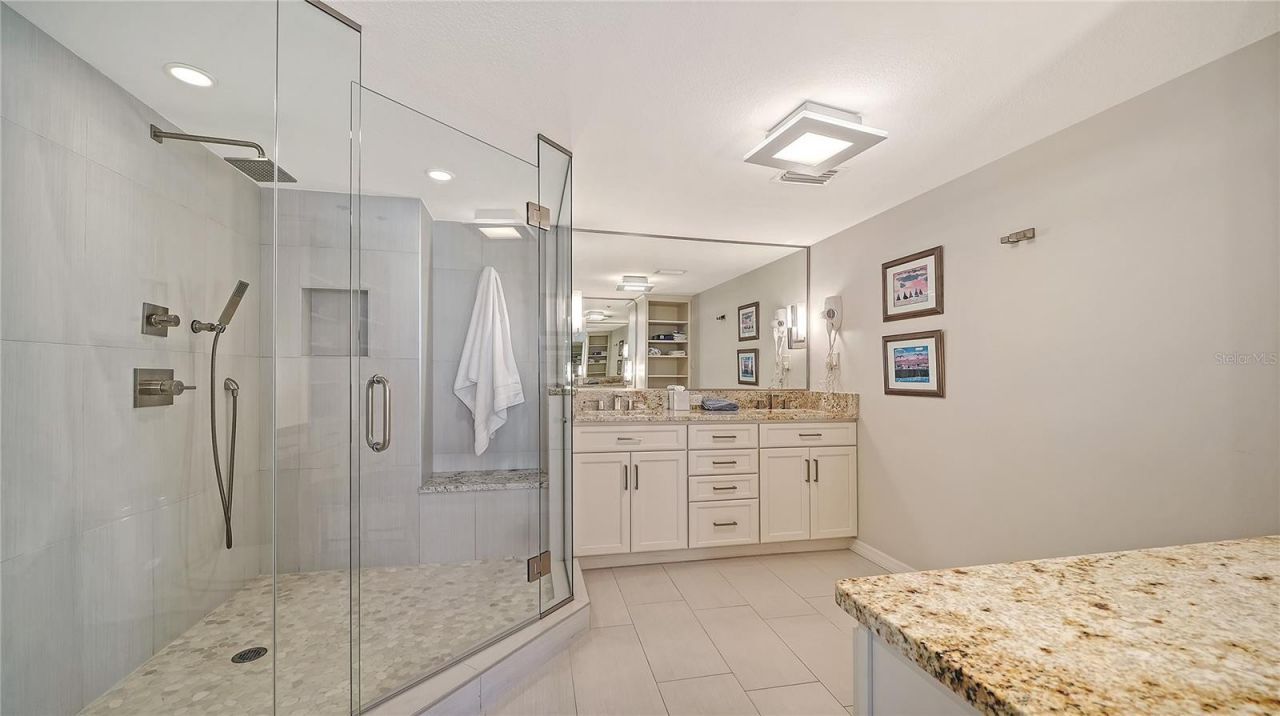 99 Sunset Drive, Unit 401, Sarasota, FL 34236 Photo