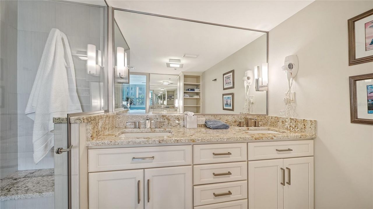 99 Sunset Drive, Unit 401, Sarasota, FL 34236 Photo