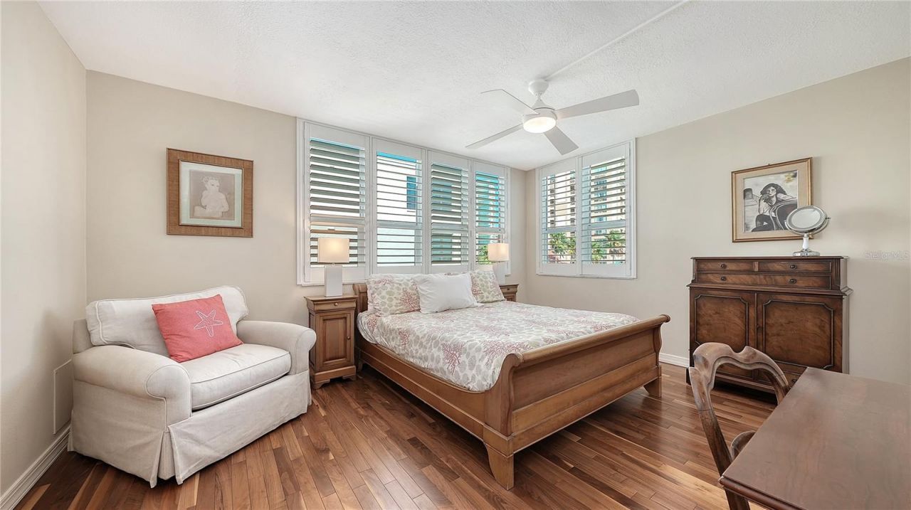 99 Sunset Drive, Unit 401, Sarasota, FL 34236 Photo