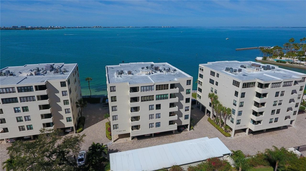 99 Sunset Drive, Unit 401, Sarasota, FL 34236 Photo