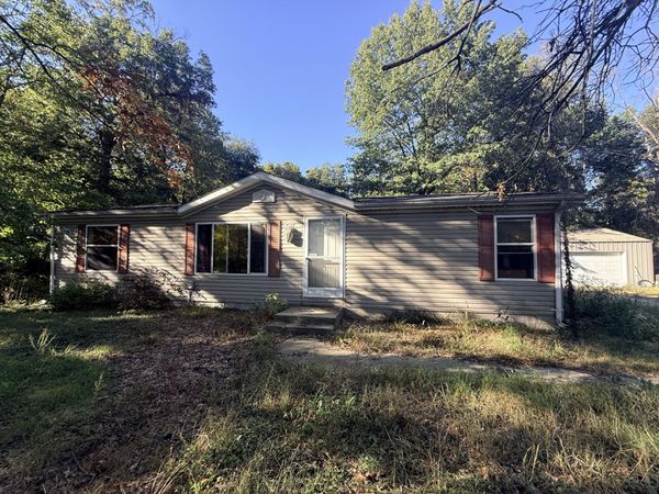 11104 Briarhill Drive , DeMotte, IN 46310