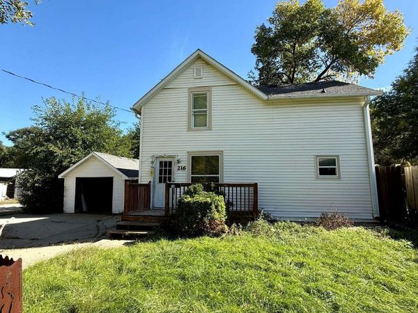 216 Paxton St., Sioux City, IA 51105