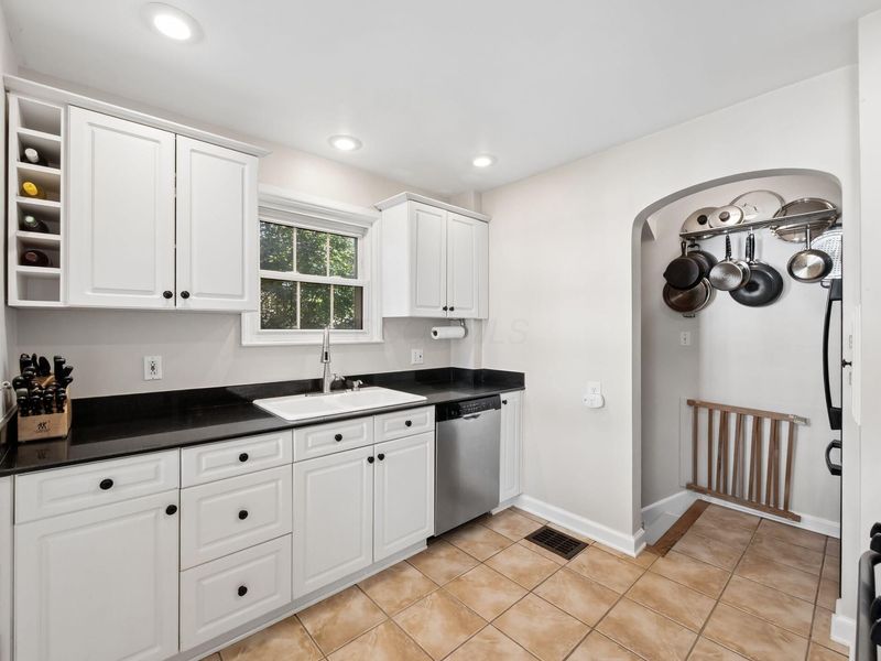 223 N Remington Road, Columbus, OH 43209 Photo 15