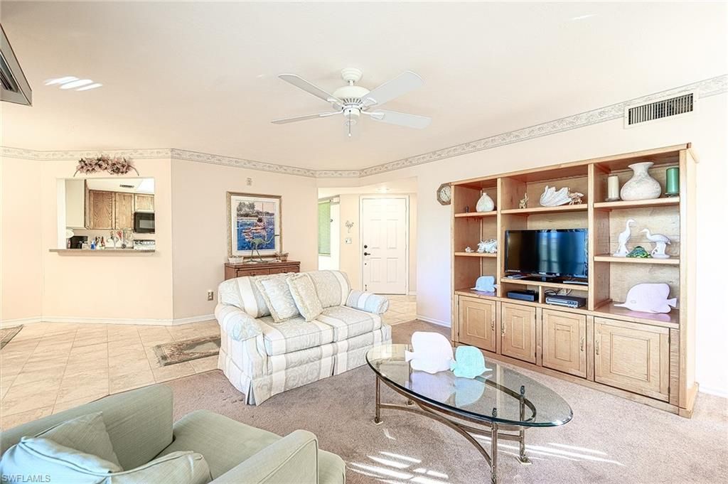 586 Beachwalk Cir , Unit O206, Naples, FL 34108 Photo