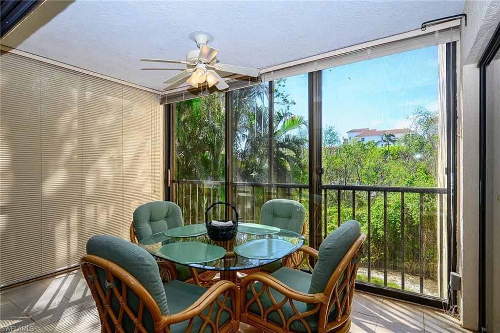 586 Beachwalk Cir , Unit O206, Naples, FL 34108 Photo