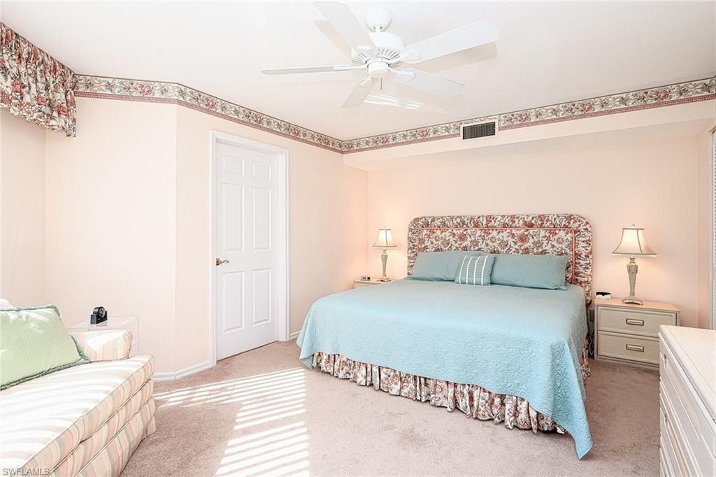 586 Beachwalk Cir , Unit O206, Naples, FL 34108 Photo