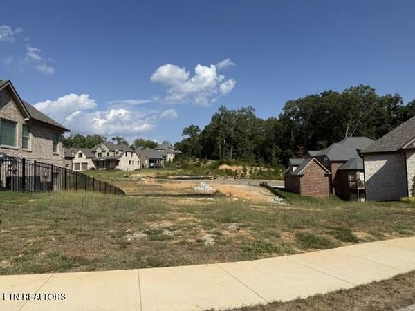 712 Averystone Lane, Knoxville, TN 37909