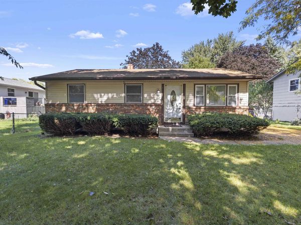 4310 RED COAT Road, ROCKFORD, IL 61109