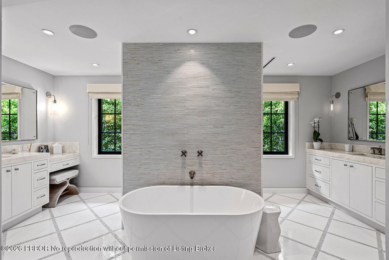 412 Brazilian Avenue, Palm Beach, FL 33480 Photo