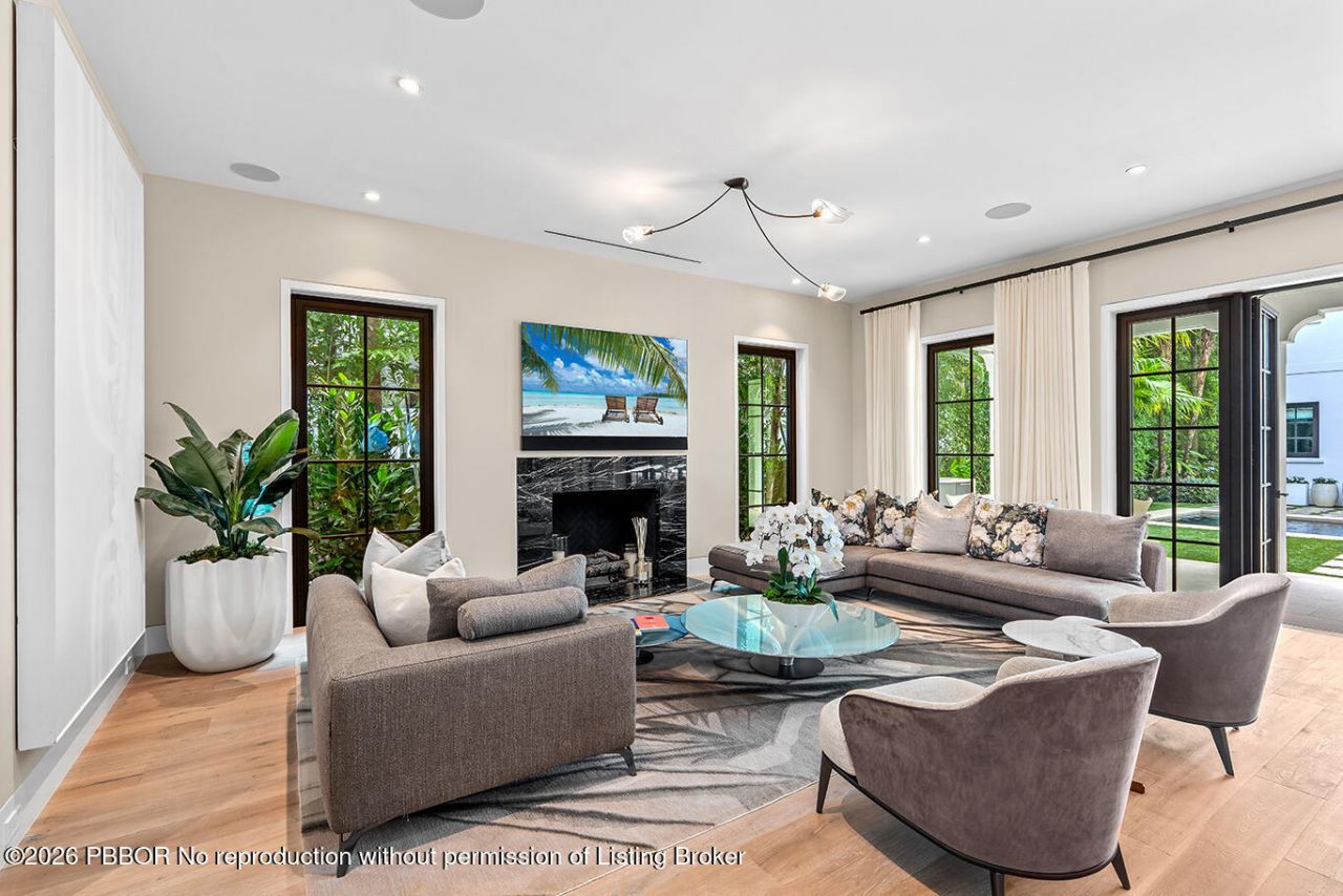 412 Brazilian Avenue, Palm Beach, FL 33480 Photo