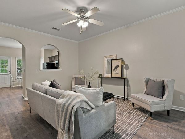 609 Cashmere Dr , Thompsons Station, TN 37179