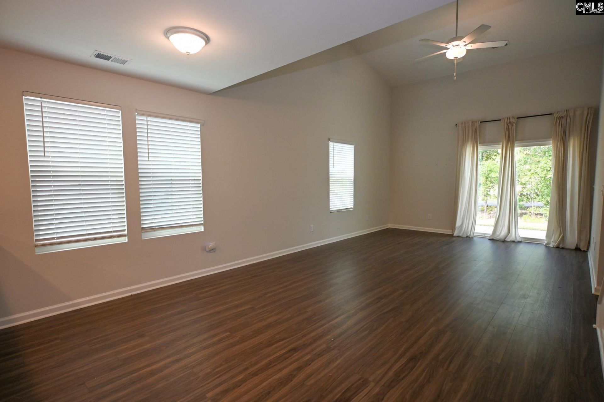 241 Watkin Way Photo 11