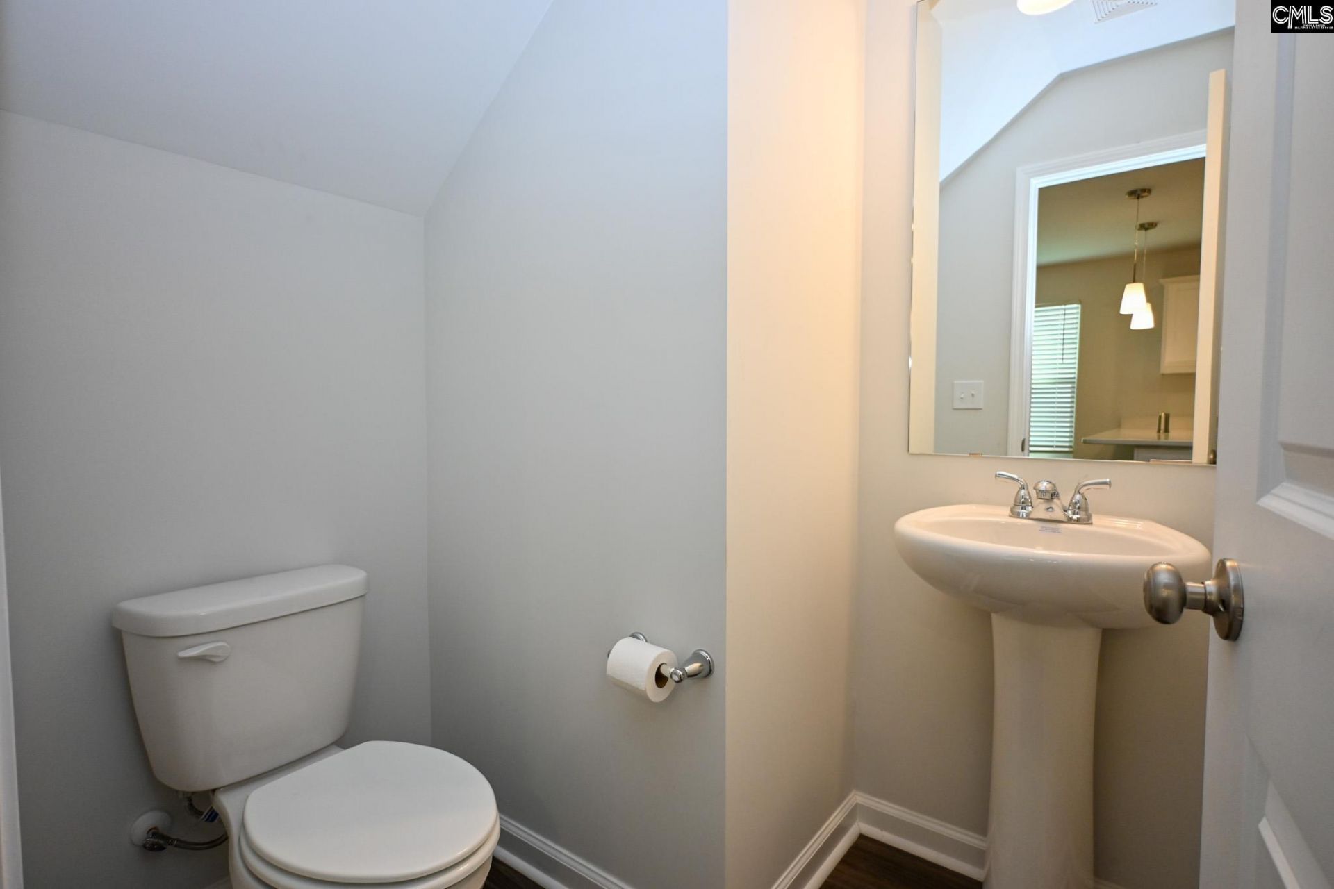 241 Watkin Way Photo 15