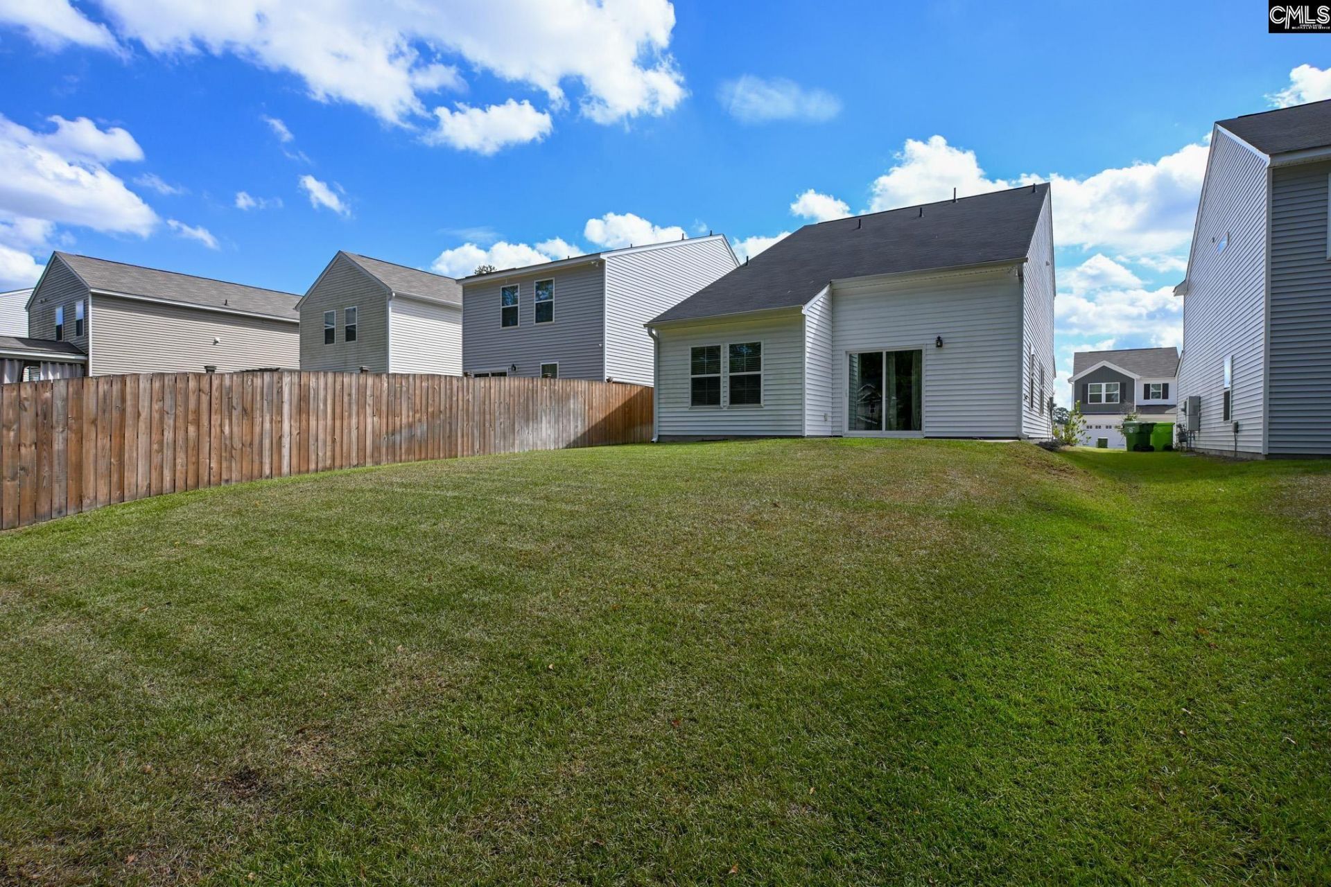 241 Watkin Way Photo 35