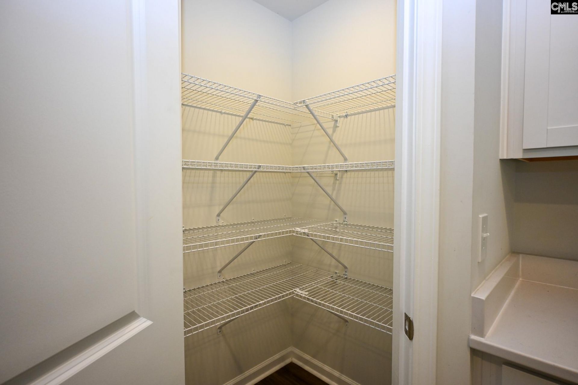 241 Watkin Way Photo 7