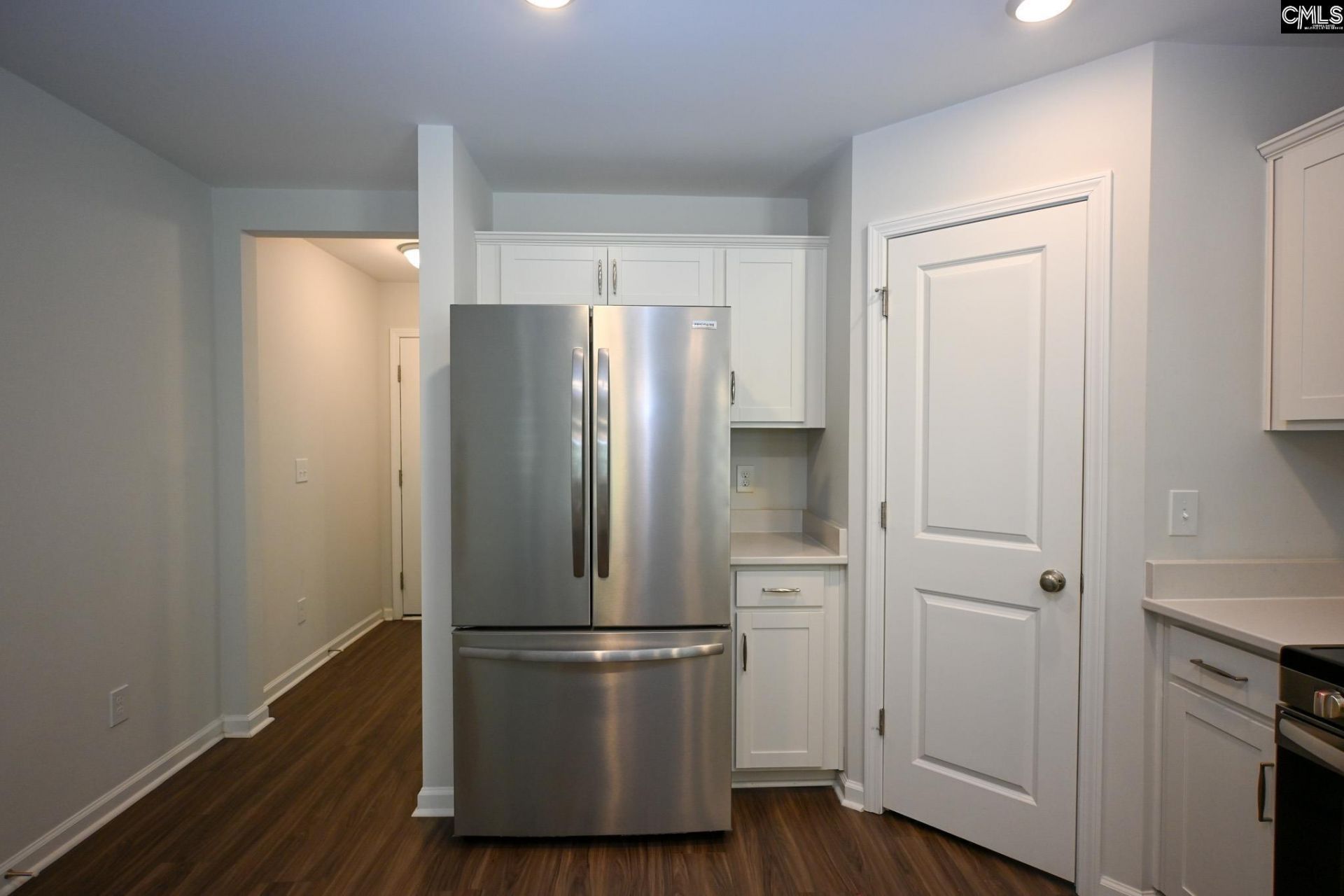 241 Watkin Way Photo 9