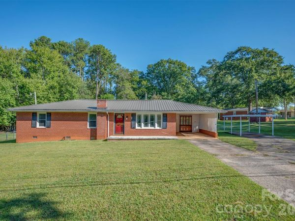 170 Franklin Drive , Forest City, NC 28043