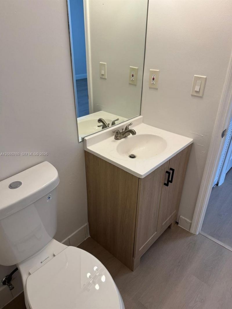 1251 SE 28th Ct , Unit 206, Homestead, FL 33035 Photo
