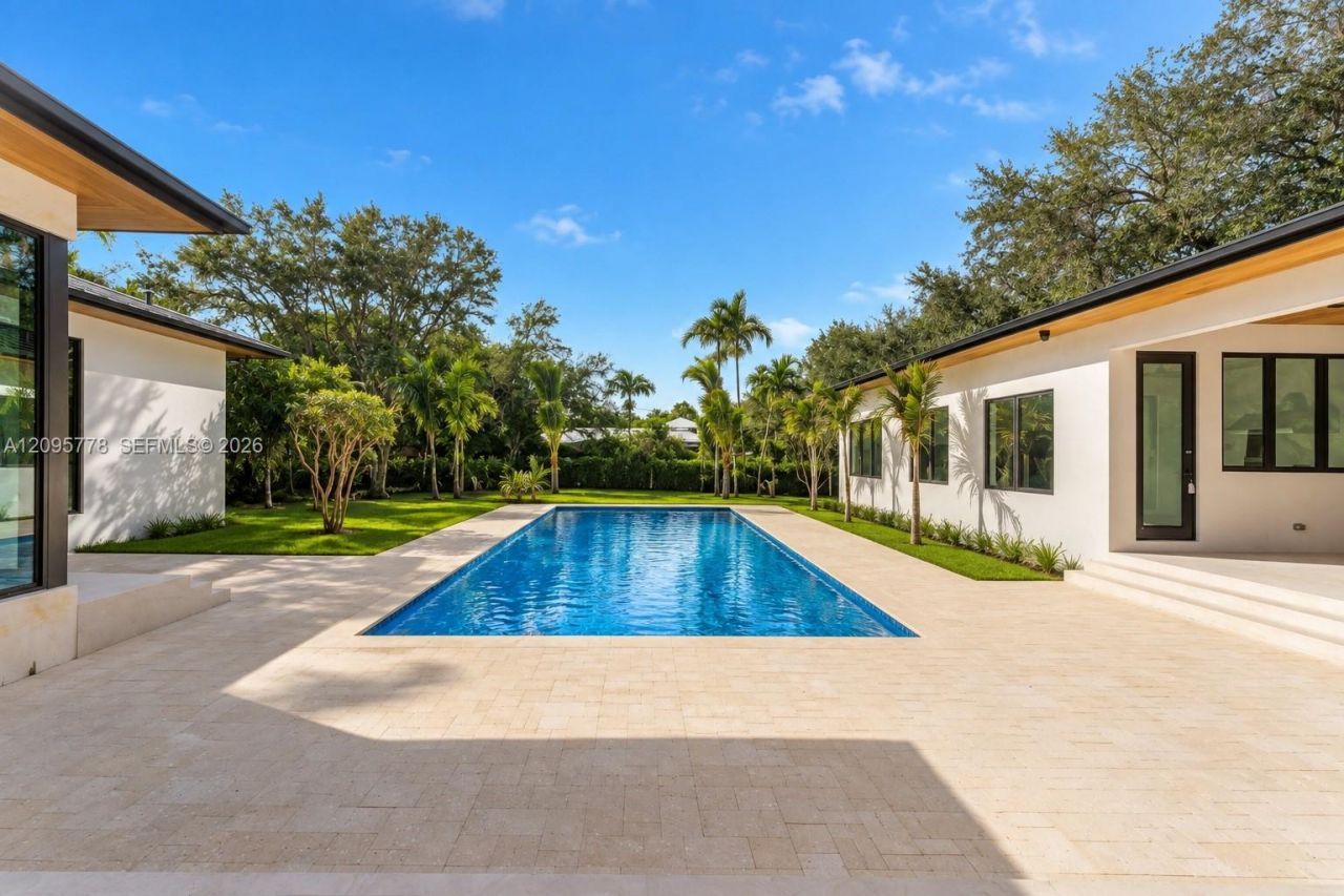 6600 SW 116th St , Pinecrest, FL 33156 Photo