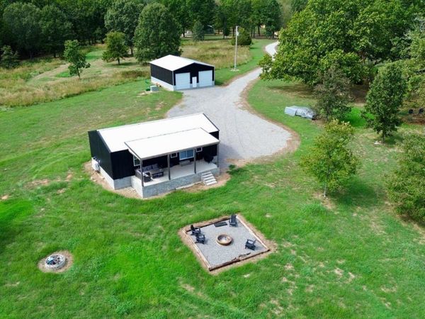 550 Baker Cemetery Rd, Myron, AR 72532