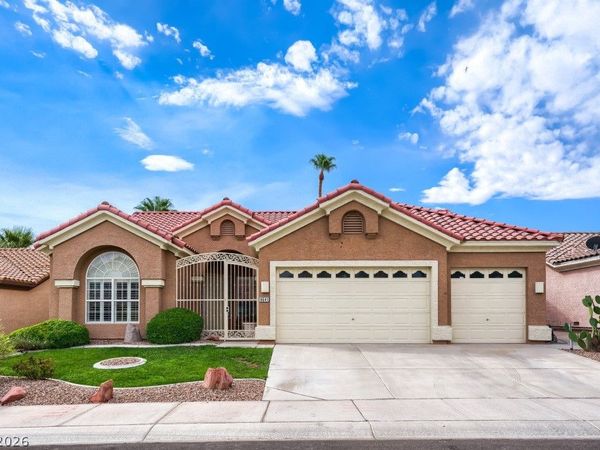 8641 Crest Hill Avenue, Las Vegas, NV 89145