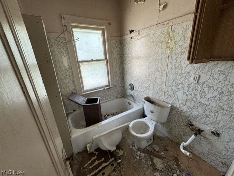 3379 E 142nd Street, Cleveland, OH 44120 Photo 12