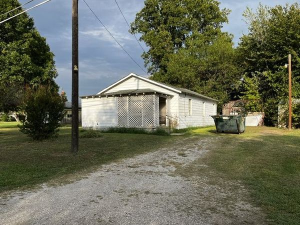 926 N Boudinot Avenue , Dewey, OK 74029