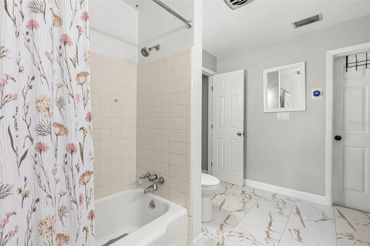 2415 51st Street N, Saint Petersburg, FL 33710 Photo