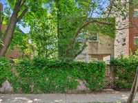 925 W Wolfram Street, Chicago, IL 60657 primary photo