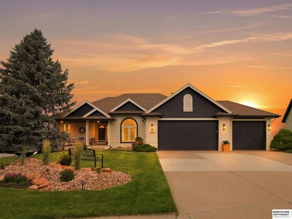 9504 S 179th Street, Omaha, NE 68136