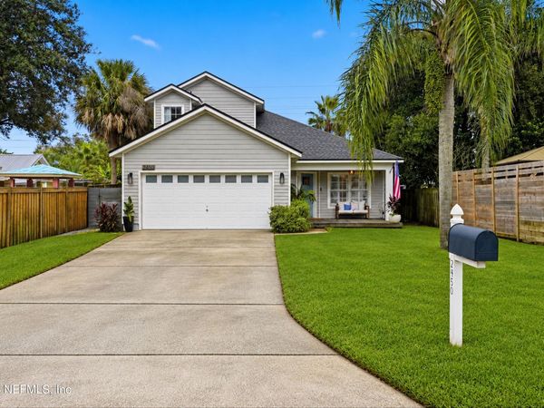 2450 PULLIAN, Jacksonville Beach, FL 32250